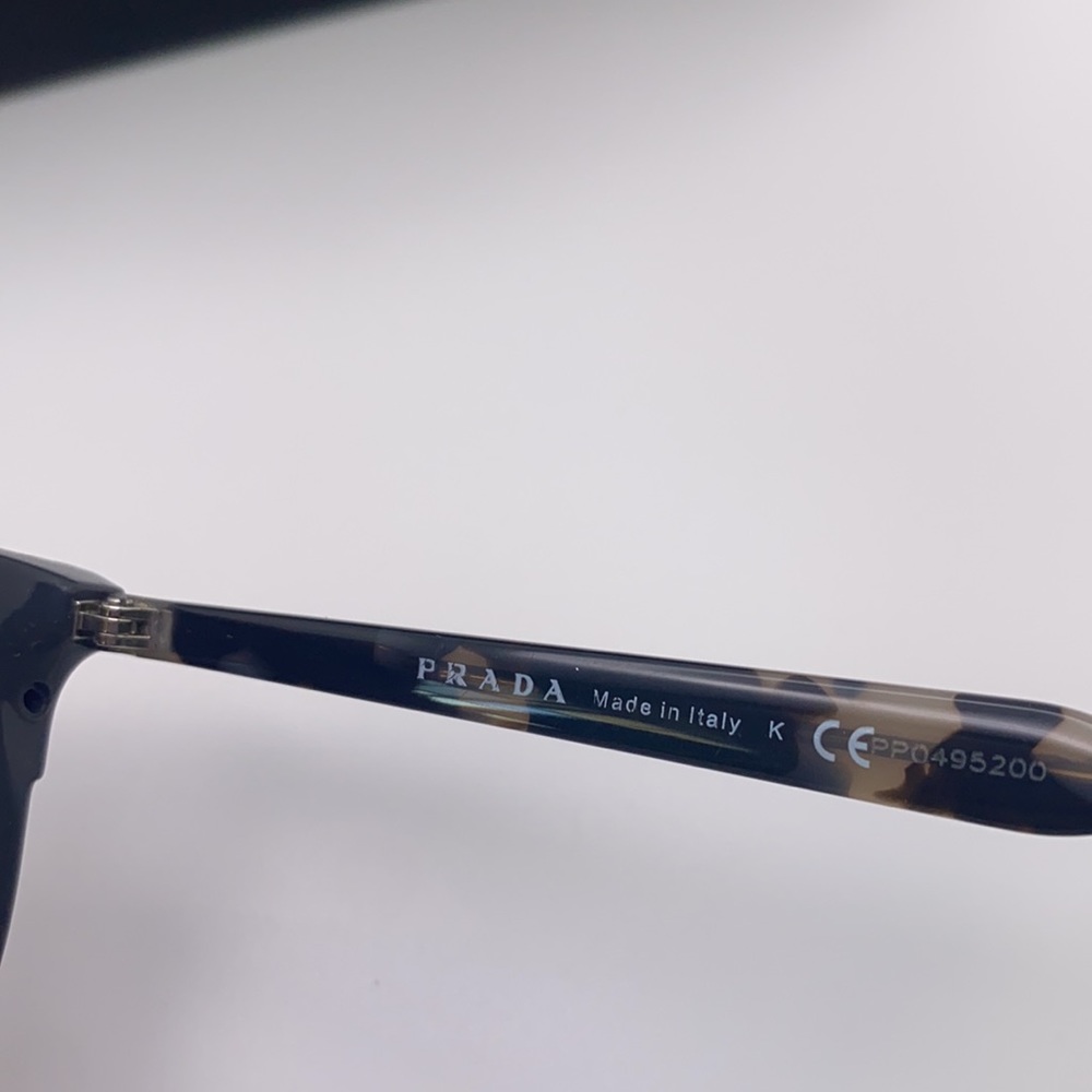 NWOT Prada Eyeglasses 05V - Picture 4 of 9